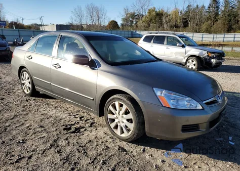 2006 Honda Accord Ex из США, поврежденный, VIN 1HGCM665X6A030070